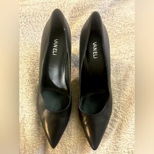 VANELI Black Leather Pump